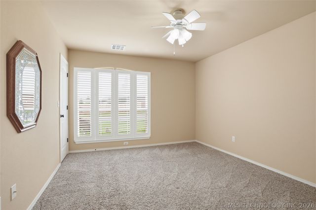 9306 E 91st Street N, Owasso, OK 74055