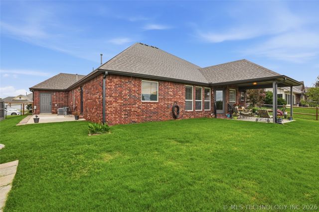 9306 E 91st Street N, Owasso, OK 74055