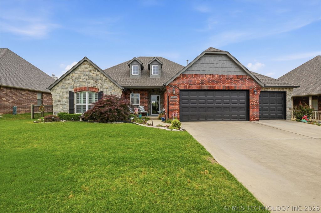 9306 E 91st Street N, Owasso, OK 74055