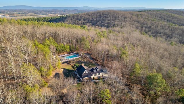 345 Potter Place Road, NW, Charleston, TN 37310