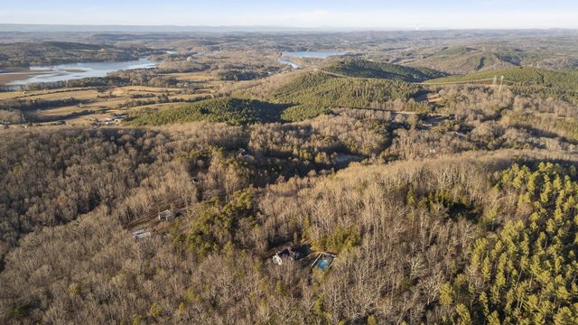 345 Potter Place Road, NW, Charleston, TN 37310