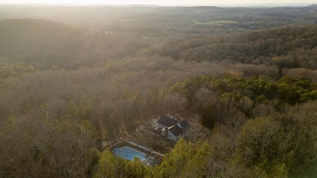345 Potter Place Road, NW, Charleston, TN 37310