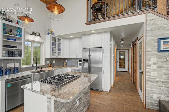 621 School House Hollow, Victor, CO 80860