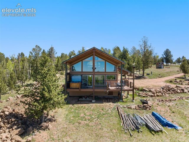 621 School House Hollow, Victor, CO 80860