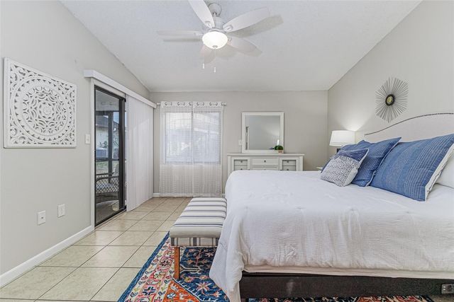 940 FENTON LANE 12, Lakeland, FL 33809