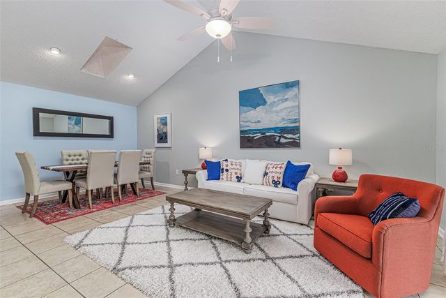 940 FENTON LANE 12, Lakeland, FL 33809