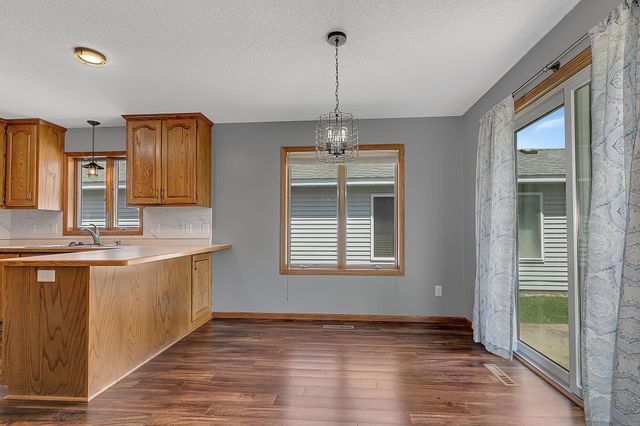 914 Willow Grove Circle, Waite Park, MN 56387