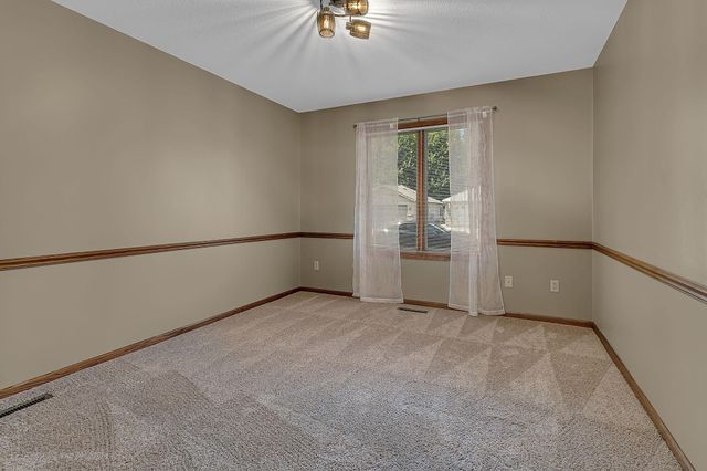 914 Willow Grove Circle, Waite Park, MN 56387