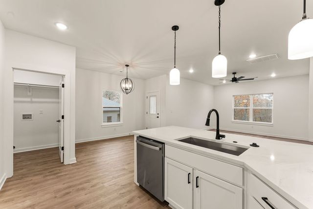 18 Dumfries Lane, Bella Vista, AR 72715