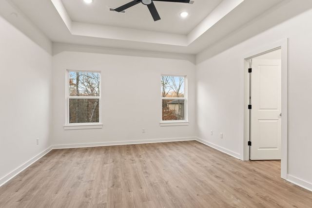 18 Dumfries Lane, Bella Vista, AR 72715