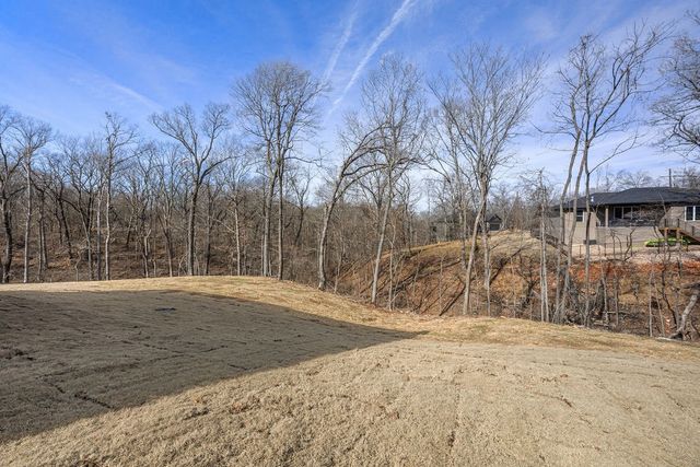 18 Dumfries Lane, Bella Vista, AR 72715