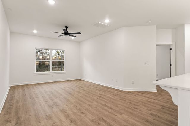 18 Dumfries Lane, Bella Vista, AR 72715