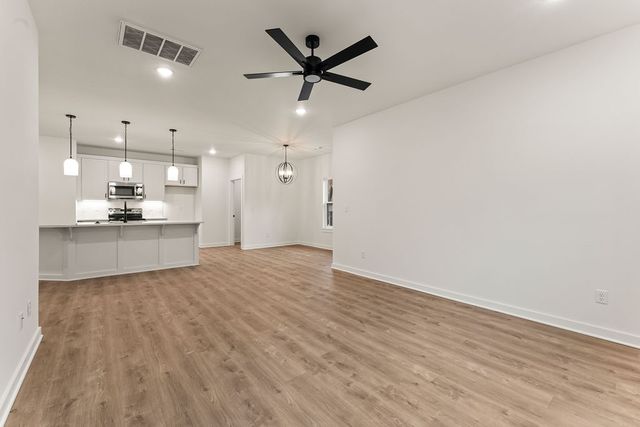 18 Dumfries Lane, Bella Vista, AR 72715