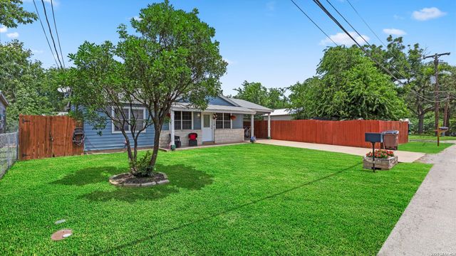 128 RIVERVIEW RD, Mcqueeney, TX 78123