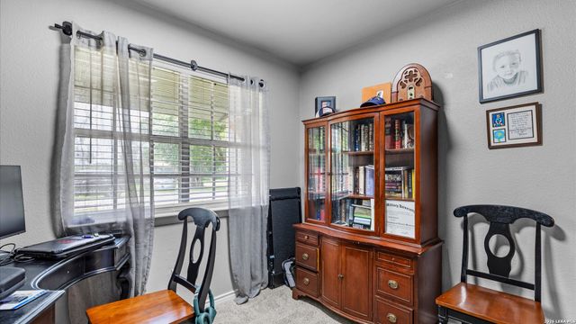 128 RIVERVIEW RD, Mcqueeney, TX 78123