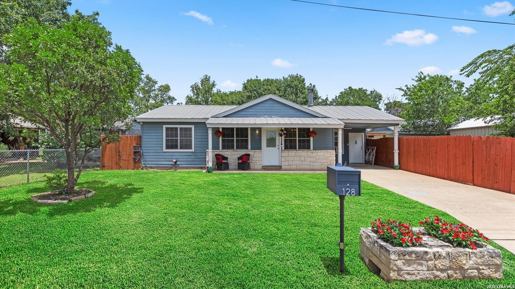 128 RIVERVIEW RD, Mcqueeney, TX 78123