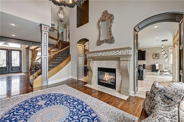 9429 W 162nd Street, Overland Park, KS 66085