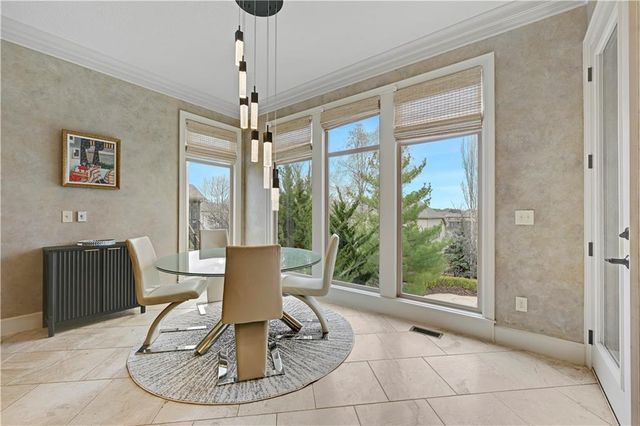 9429 W 162nd Street, Overland Park, KS 66085
