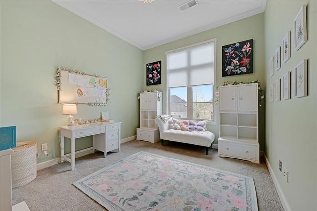 9429 W 162nd Street, Overland Park, KS 66085