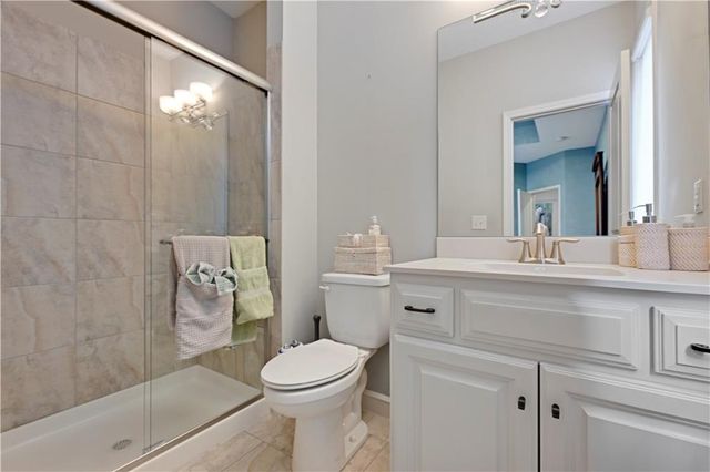 9429 W 162nd Street, Overland Park, KS 66085