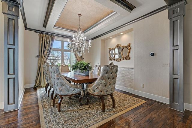 9429 W 162nd Street, Overland Park, KS 66085