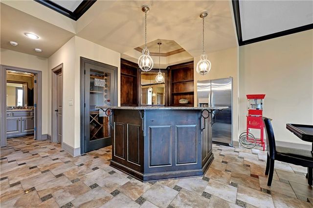 9429 W 162nd Street, Overland Park, KS 66085