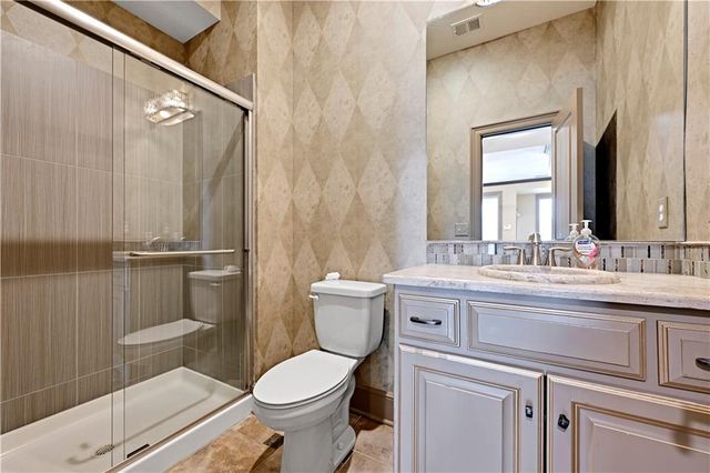 9429 W 162nd Street, Overland Park, KS 66085
