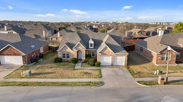 2721 Clubhouse Drive, Denton, TX 76210