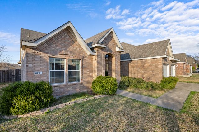 2721 Clubhouse Drive, Denton, TX 76210