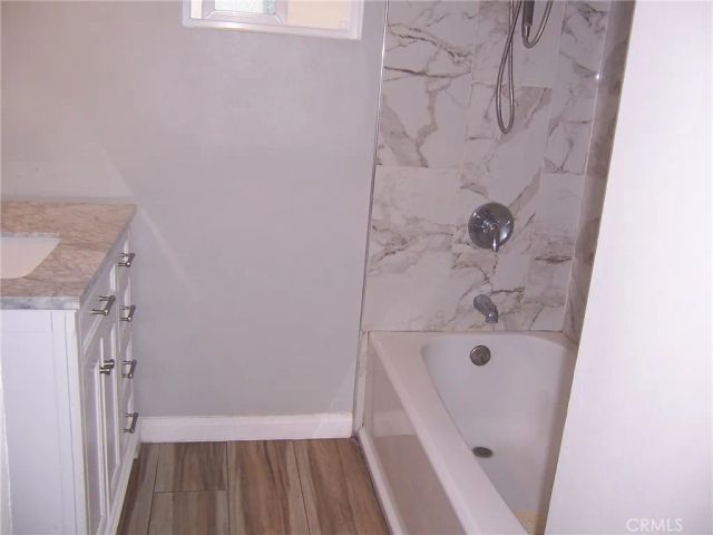 1023 S Castlegate, Compton, CA 90221