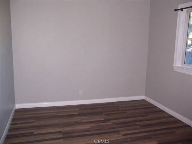 1023 S Castlegate, Compton, CA 90221