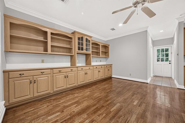 919 Ivy Parkway Drive, Houston, TX 77077