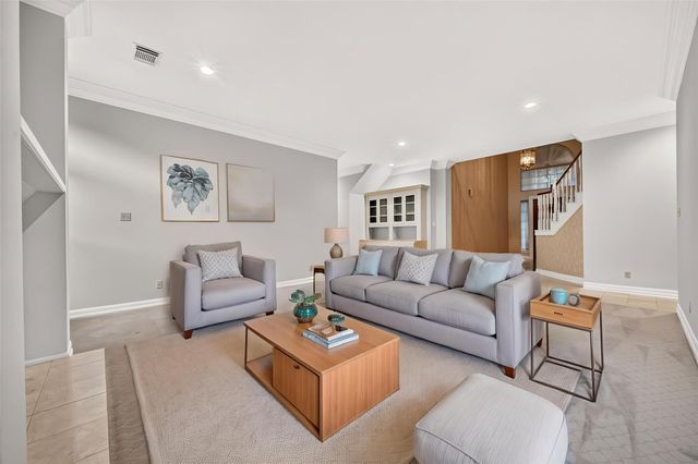 919 Ivy Parkway Drive, Houston, TX 77077