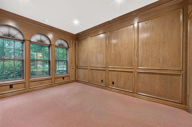 919 Ivy Parkway Drive, Houston, TX 77077