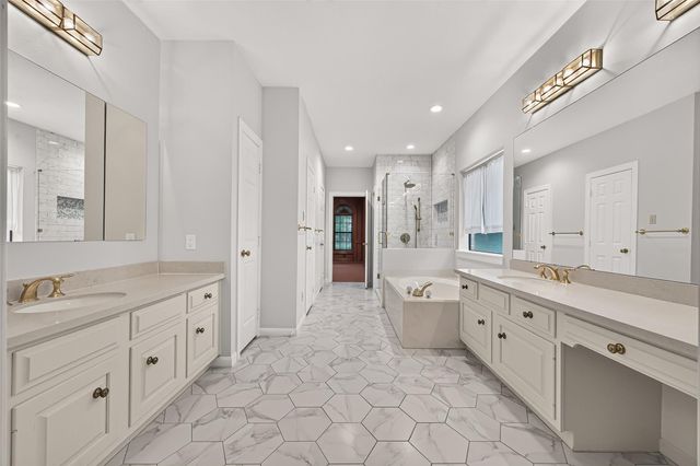 919 Ivy Parkway Drive, Houston, TX 77077