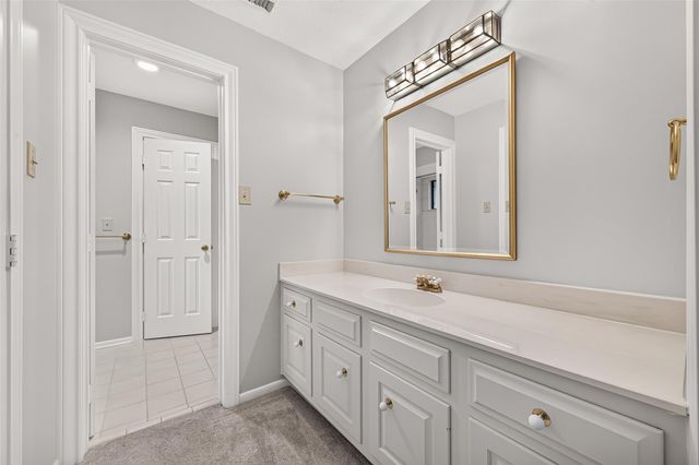 919 Ivy Parkway Drive, Houston, TX 77077