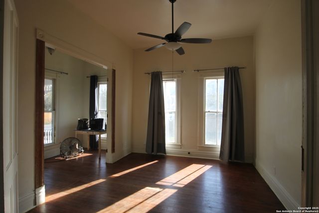 303 S Nueces, San Antonio, TX 78207