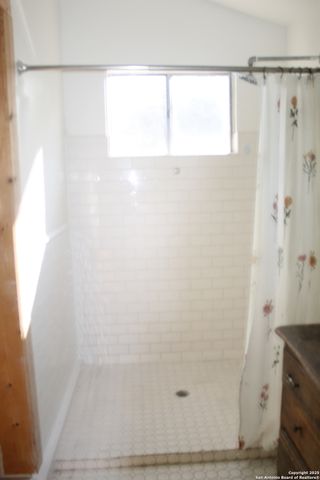 303 S Nueces, San Antonio, TX 78207