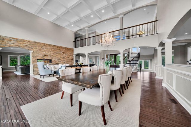 2 Hop Brook Lane, Holmdel, NJ 07733