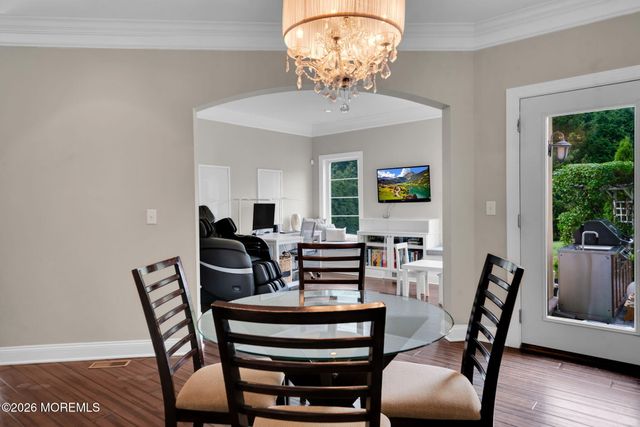2 Hop Brook Lane, Holmdel, NJ 07733