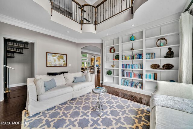 2 Hop Brook Lane, Holmdel, NJ 07733