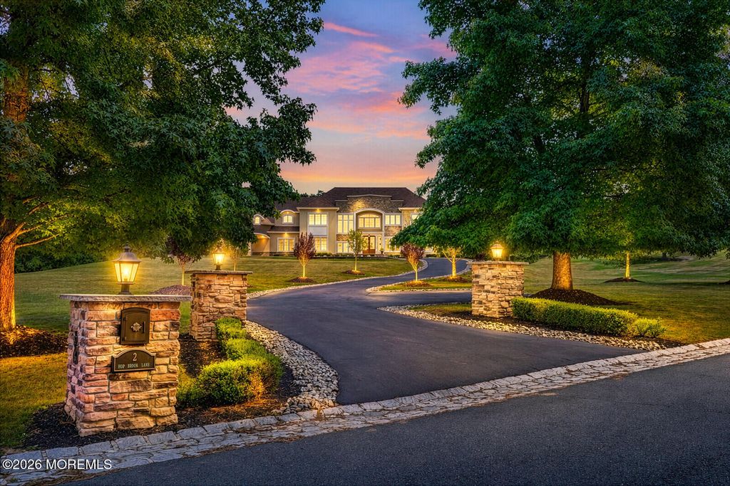 2 Hop Brook Lane, Holmdel, NJ 07733