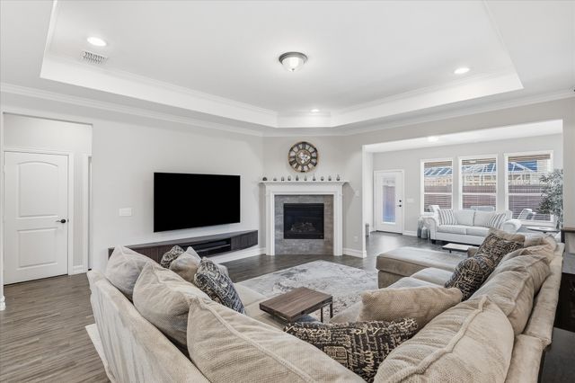 8870 Silent River Road, Frisco, TX 75036