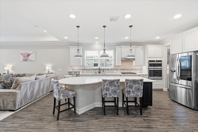 8870 Silent River Road, Frisco, TX 75036