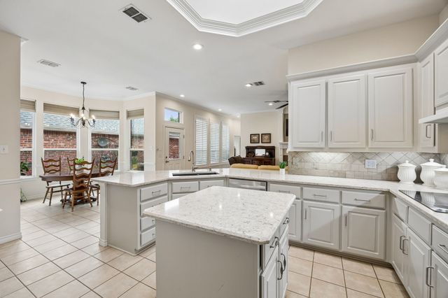 6970 Aspen Creek Lane, Dallas, TX 75252
