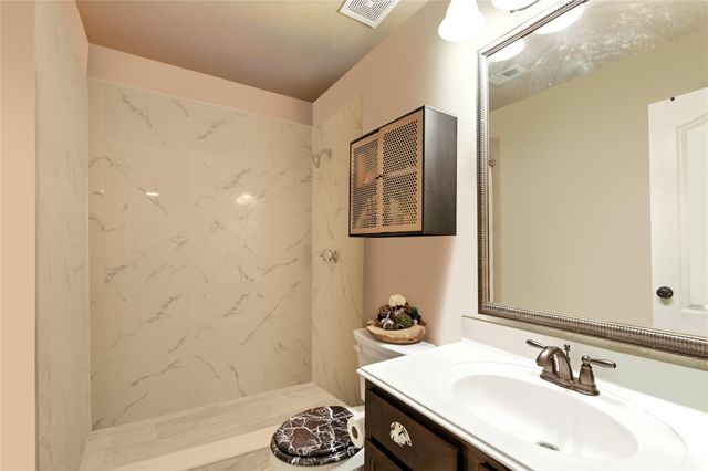 5303 Handbrook Drive, Houston, TX 77069