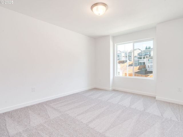 2031 Ne CURRIN CREEK Dr, Estacada, OR 97023