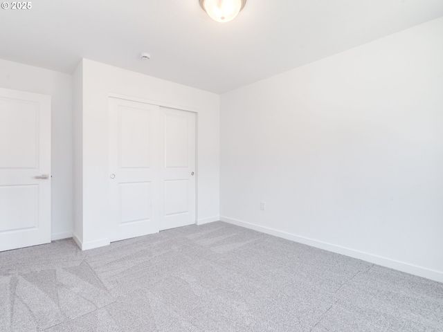 2031 Ne CURRIN CREEK Dr, Estacada, OR 97023