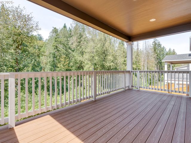 2031 Ne CURRIN CREEK Dr, Estacada, OR 97023