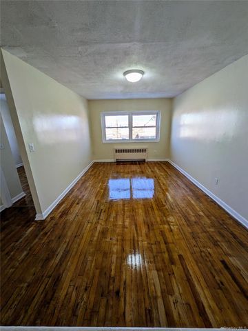732 Saint Ouen Street, Bronx, NY 10470